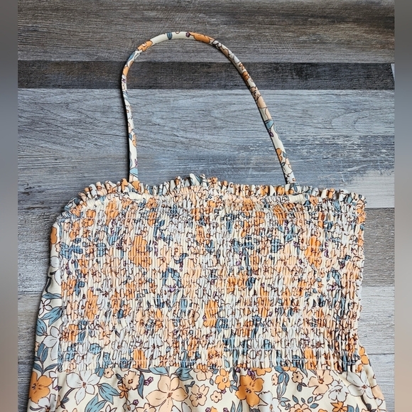 Cupshe NEW Elodie Ditsy Floral Smocked One Piece - Picture 4 of 12